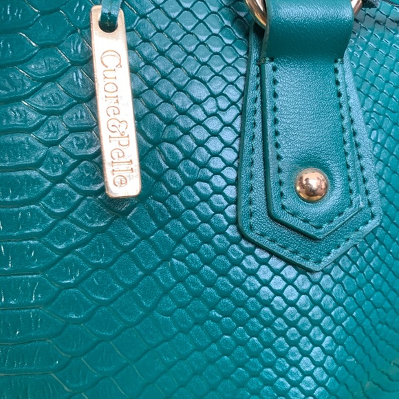 Cuore & Pelle Green  “Oprah’s favorite thing” bag! - Picture 4 of 5